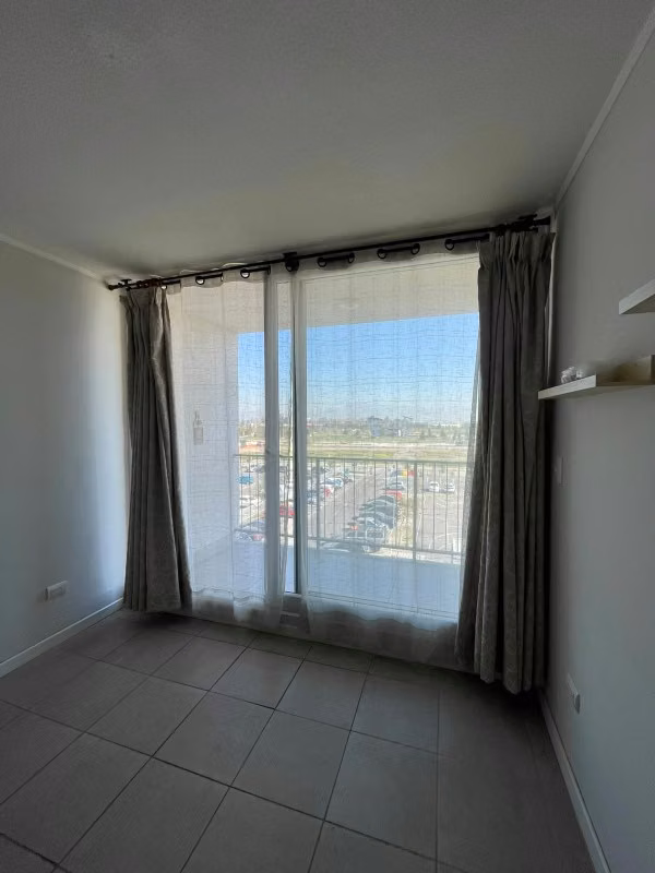AMPLIO DEPTO EN ARRIENDO EN EXCELENTES CONDICIONES