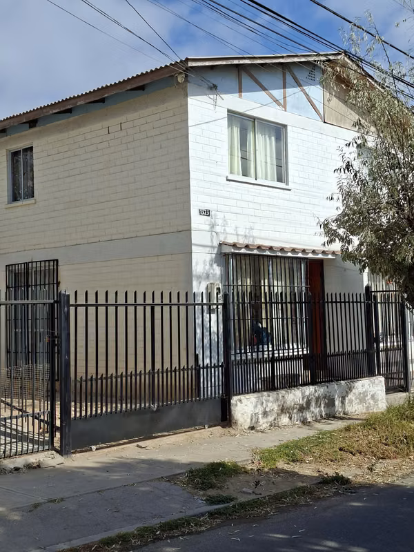 Gran Oportunidad en Villa Talinay | Terreno 137 m² - Casa 3D / 2B
