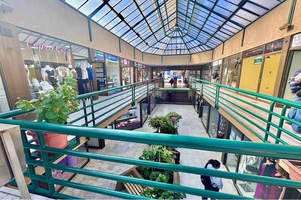 Venta local paseo del mar