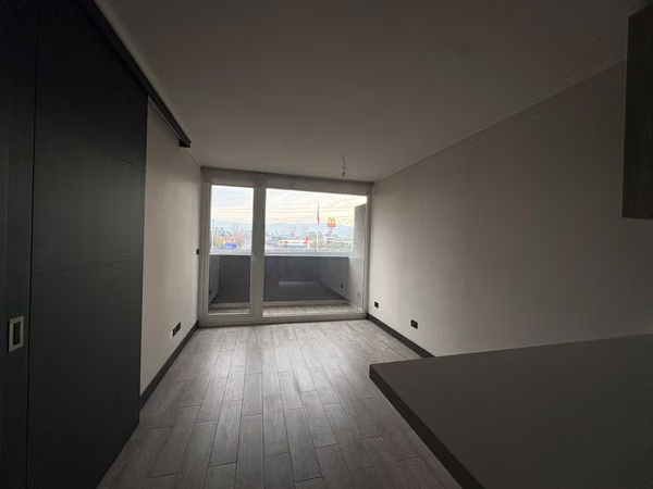Cómodo y amplio departamento de 1 dormitorio y 1 baño con terraza,