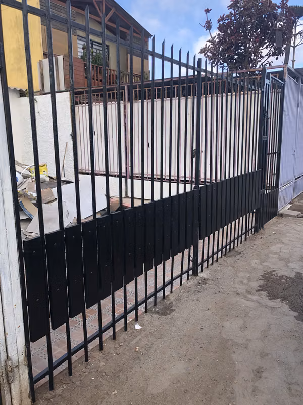 Se arrienda casa en Alto Hospicio.