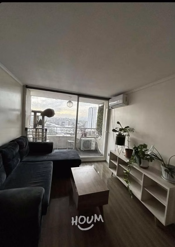 Departamento en Avenida Vicuña Mackenna Oriente