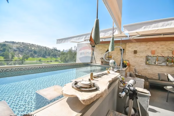 Venta exclusivo triplex !! 4d + terraza y piscina
