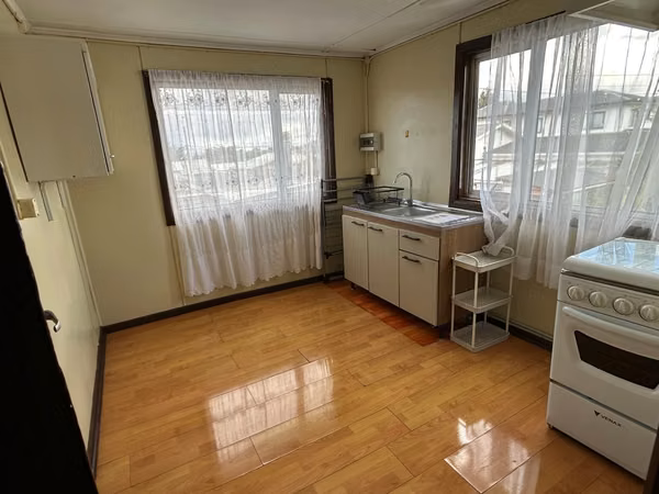 Arriendo Departamento 2°Piso Barrio Prat. 2 Dormitorios