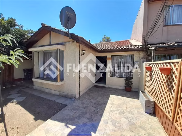 Arriendo Casa Estación Central 3 dormitorios Estacionamiento