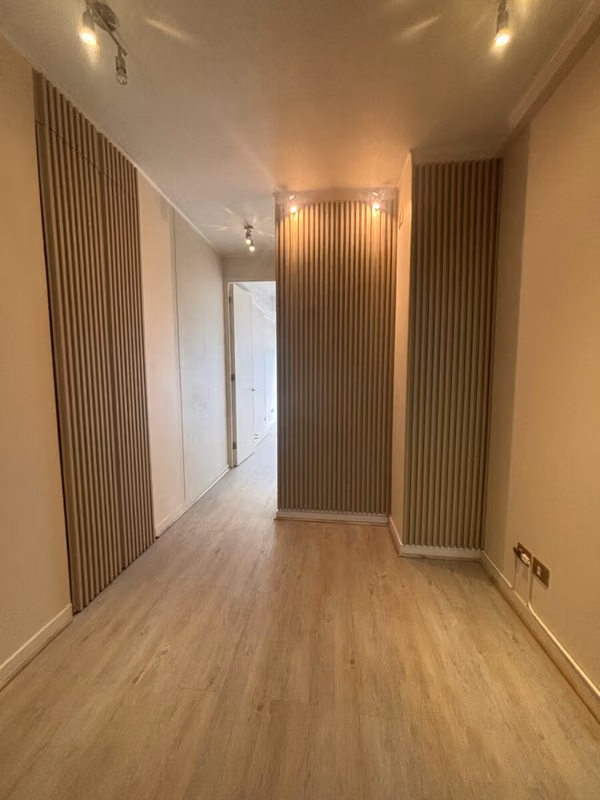 Arriendo Of 1p 1est. Gran Vista ,vitacura Frente P Arauco 13