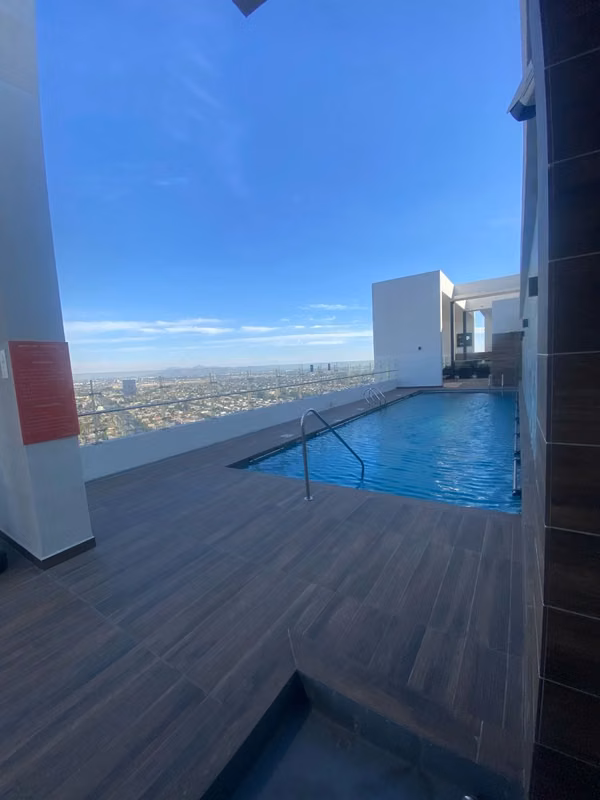 Arriendo Acogedor Dpto. Tipo Home Estudio, Nuevo, a 1 cuadra de Est. Metro Las Rejas.