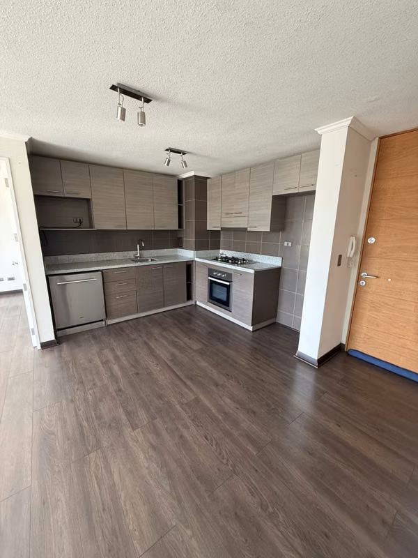 MODERNO DEPTO. 2D/2B EN EDIFICIO PIAMONTE, LOMAS,