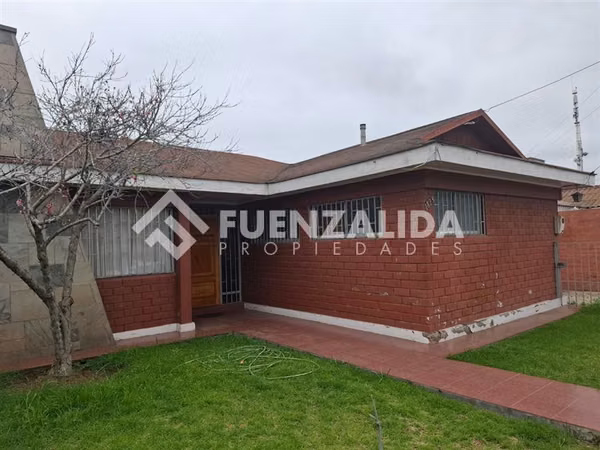 Casa en venta de 4 dorm. en La Serena
