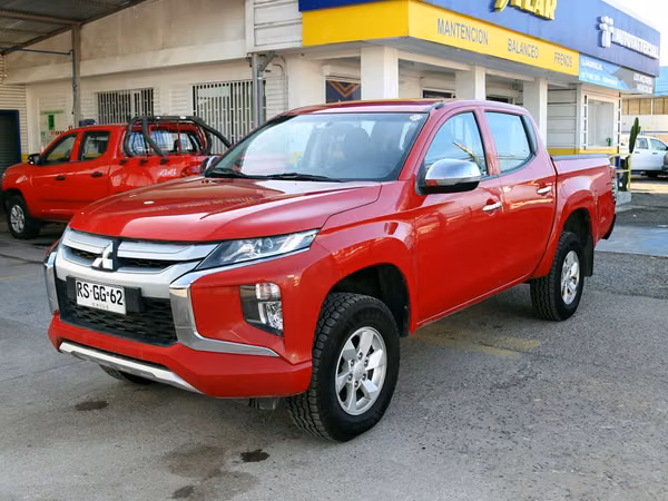 MITSUBISHI L200 2022