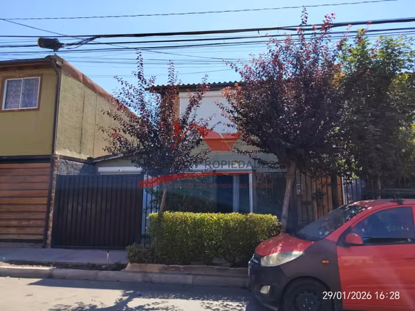 Hermosa Casa de Dos Pisos Ampliada, 3 Dormitorios, 2 Baños, San Bernardo.