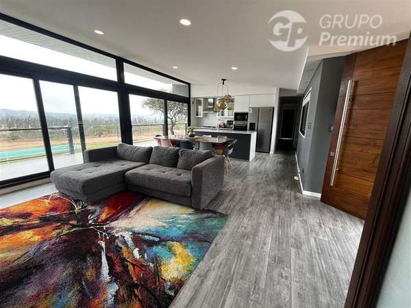 Excelente Parcela en venta en Limache
