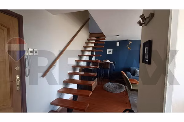 Duplex remodelado 2d2b- providencia