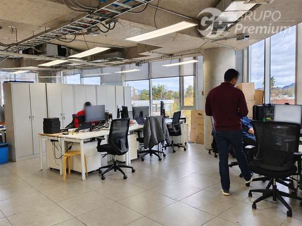 Arriendo oficina Los Dominicos Las Condes