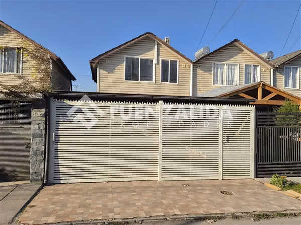 Casa en arriendo de 3 dorm. en Buín