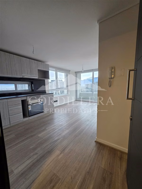 Departamento en arriendo de 2 dorm. en La Florida