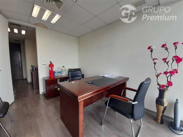 Oficina con Precio Rebajado Excelente Conectividad