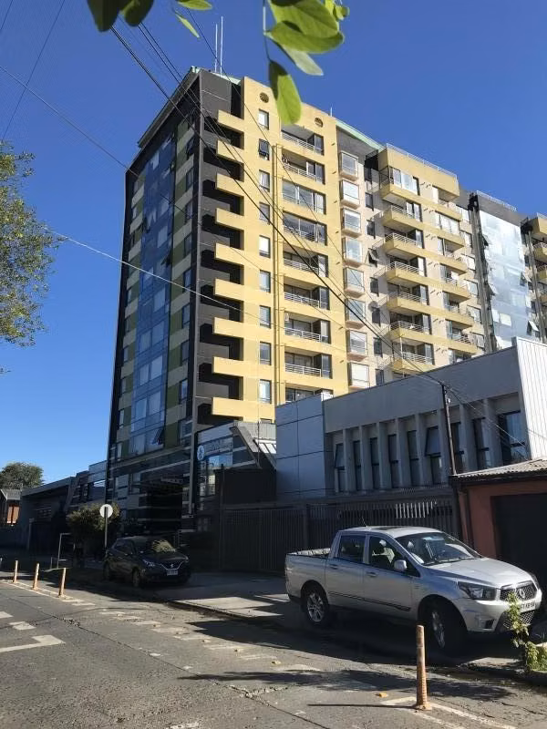 ARRIENDO DPTO EDIFICIO DON FERNANDO 3D 3B Estacionamiento