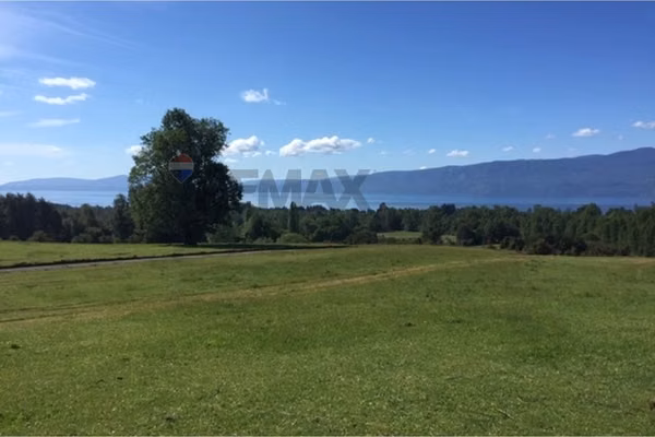 Venta de parcela de 5.000 m², pucon, vista al lago