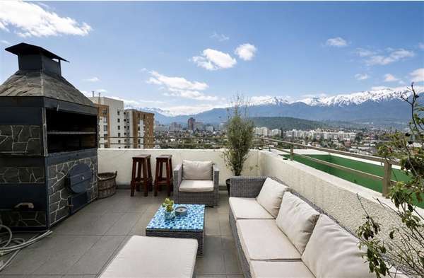 Departamento en venta de 5 dorm. en Las Condes