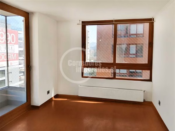 2 dorm. 2 baños. Estac. Bodega. en Las Condes