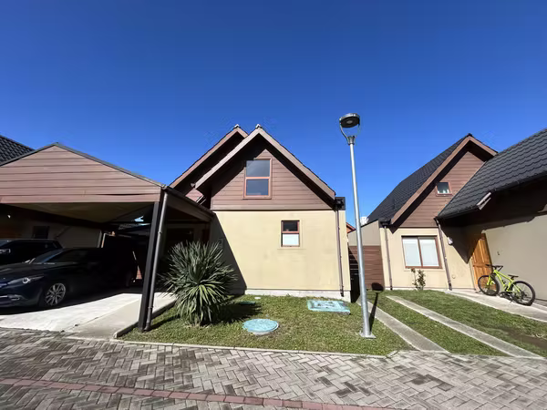 SE VENDE HERMOSA CASA HACIENDA LAS CRUCES