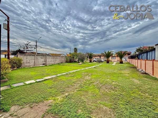 Casa en venta de 3 dorm. en Villa Alemana