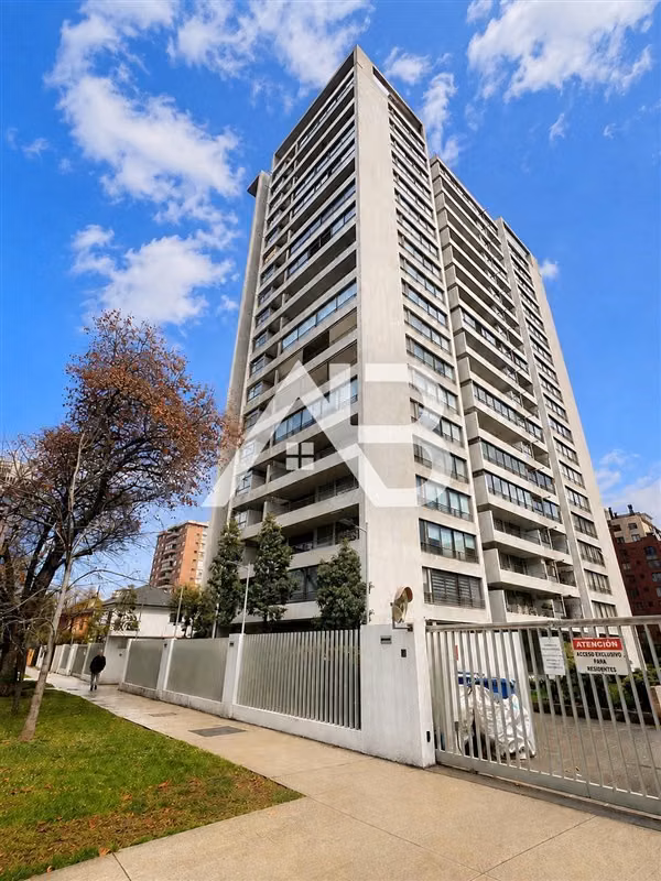 Se vende hermoso y amplio dpto de 100m2,3H,2B. El Llano.