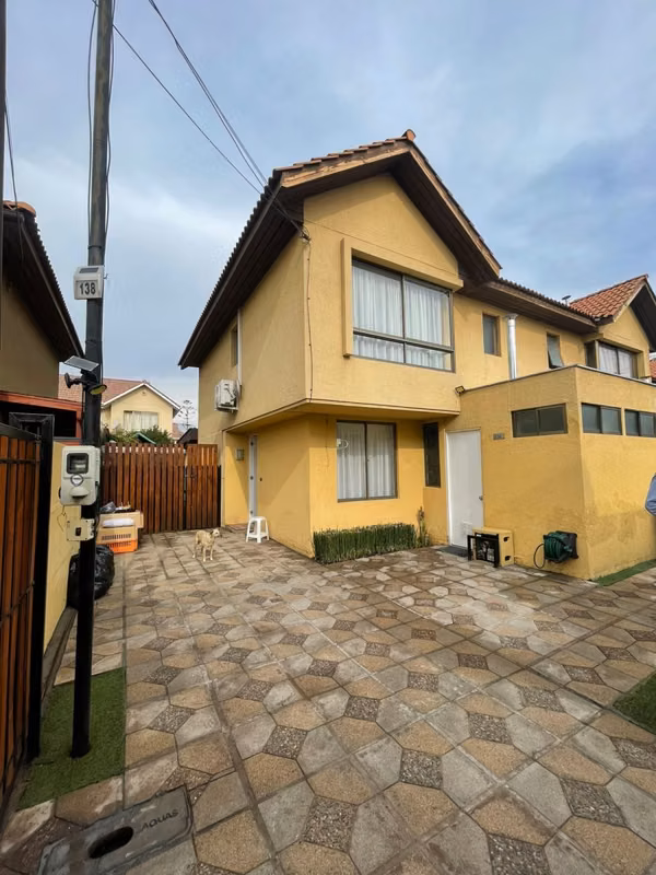 Condominio Pie Andino: Casa con Gran Terreno en Entorno Seguro, Familiar y de Alta Plusvalía