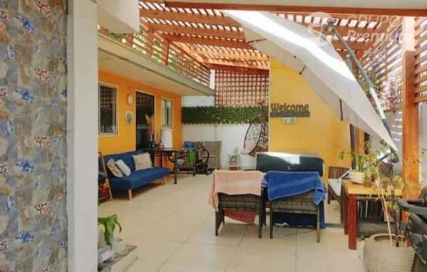 Hermosa y amplia casa en venta de 4D2B en Ñuñoa