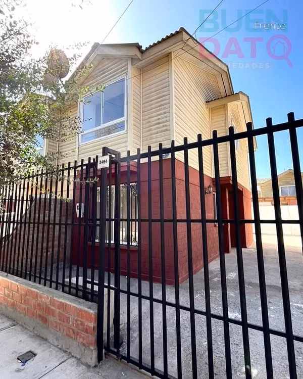 CASA elias Aranguiz 2464 Coquimbo