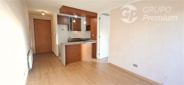 Arriendo dpto. céntrico 1 dorm. 1 baño 1 estacionamiento