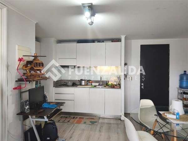 Departamento en venta de 2 dorm. en Estación Central