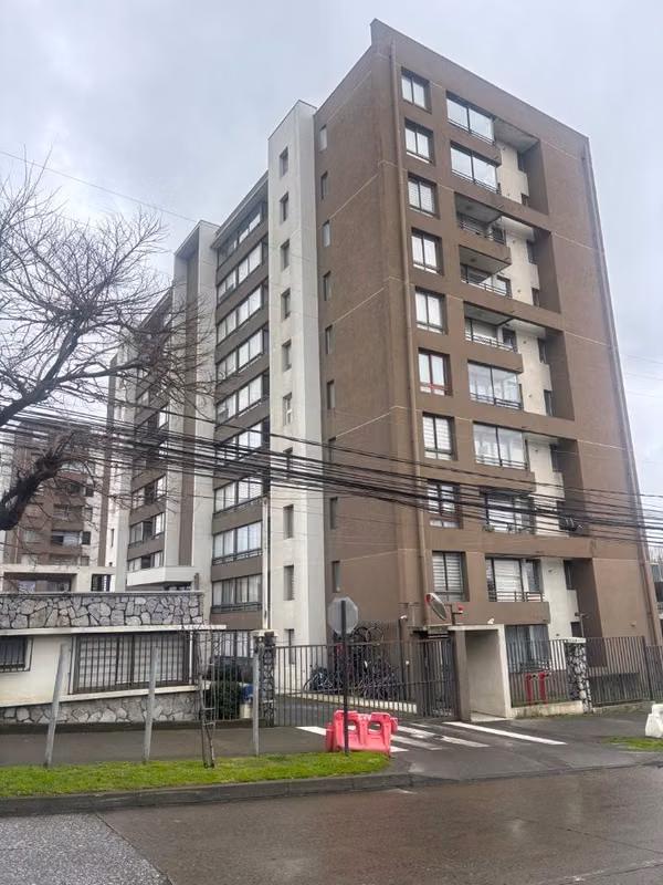 Vendo amplio depto Condominio Aníbal Pinto Concepción