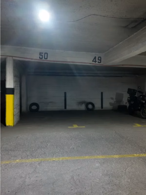 Estacionamiento subterráneo - San Pablo, Santiago
