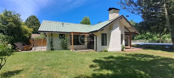 Casa en venta de 3 dorm. en Los Angeles