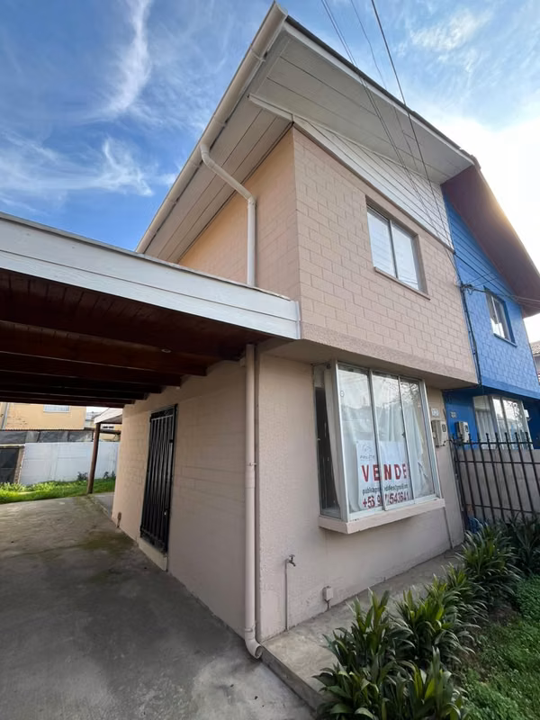 Vendo casa en Pablo Neruda, impecable y en original