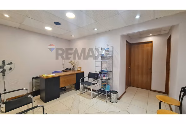 "oficina  en providencia: ¡ideal negocios!"