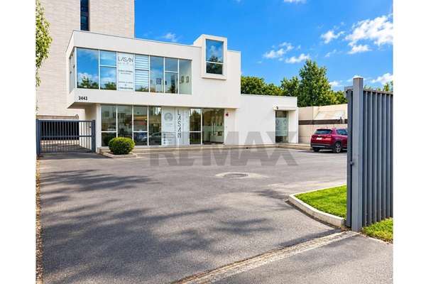 Se vende propiedad comercial las rastras