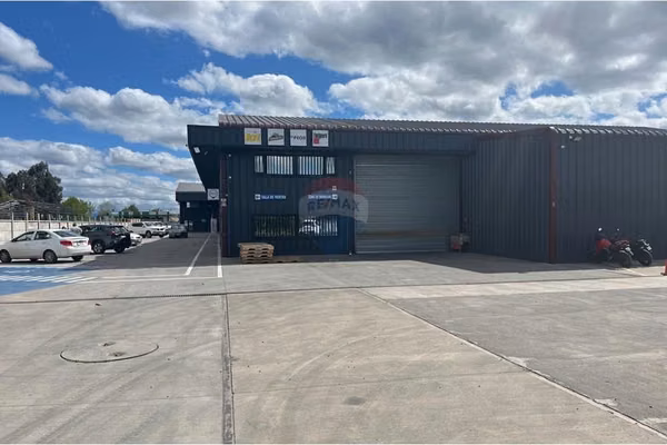 Se arriendan bodegas 510 m2, y 492 m2 como nuevas