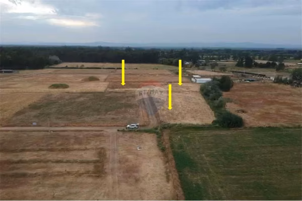 Se vende en loteo doña isidora 7.500 m2