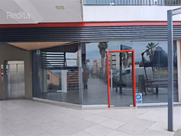 Local Comercial 105,2m2 1er Piso Strip San Carlos de Apqdo