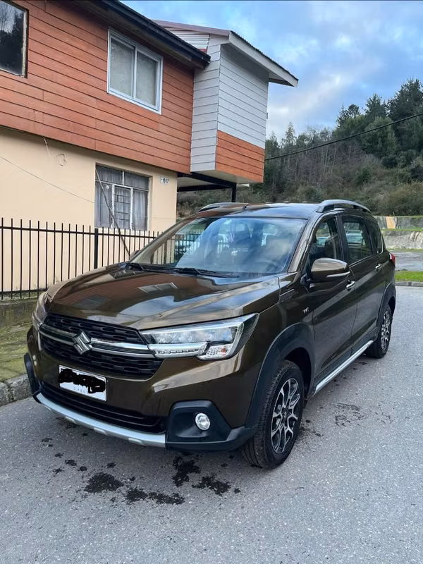 SUZUKI XL7 GLX AÑO 2022