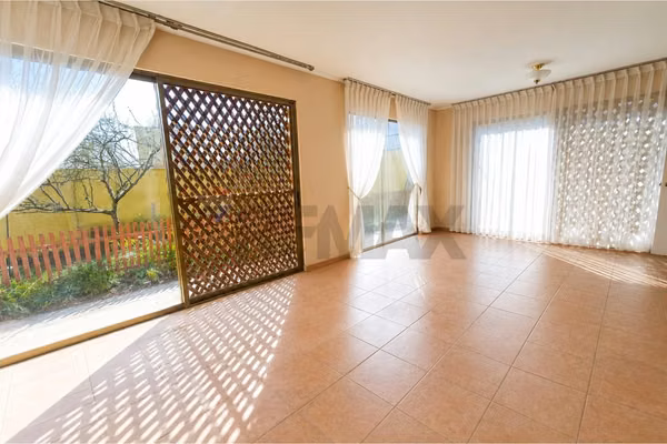 Casa sector jardines del sur 4d 3b