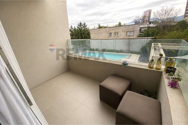 Departamento amplio en independencia. 2d+2b