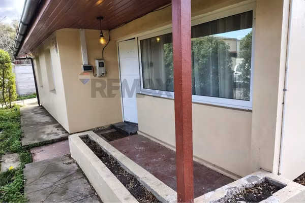 Renovada casa en villa alemana
