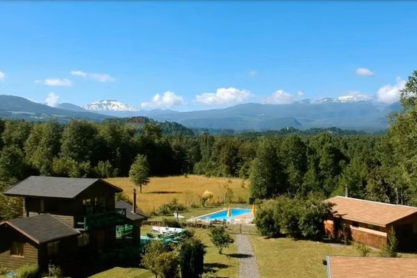Venta complejo turístico más 2 terrenos, pucón