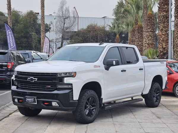 Chevrolet Silverado Silverado 5.3l Lt Tb At 4wd...