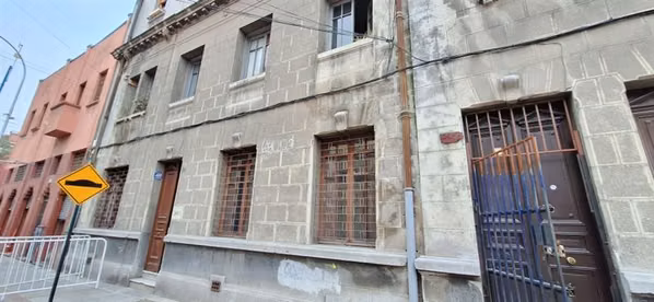 Casa en arriendo de 5 dorm. en Santiago Centro