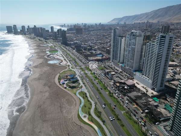 Depto. de Lujo, en Primera Línea en Iquique 4 D 4B